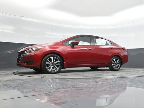 New 2025 Nissan Versa SV w/ Trunk Package image 41