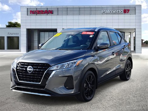 Certified 2023 Nissan Kicks SV image 3