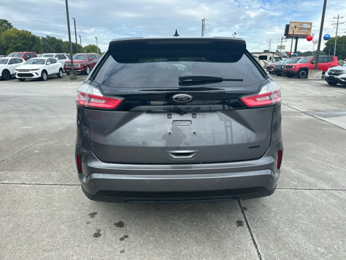Used 2022 Ford Edge SE w/ Black Appearance Package image 8