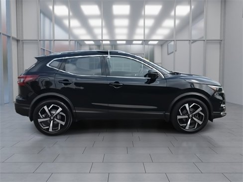 Certified 2020 Nissan Rogue Sport SL w/ Premium Package image 9