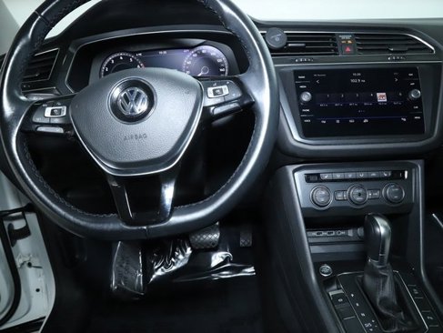 Used 2019 Volkswagen Tiguan SEL image 30