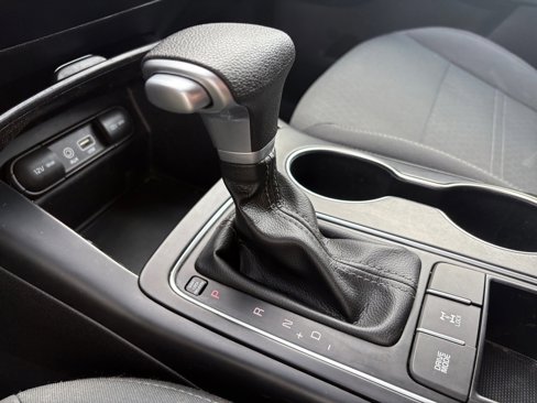 Used 2020 Kia Sorento LX image 23