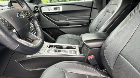 Used 2020 Ford Explorer Limited image 12