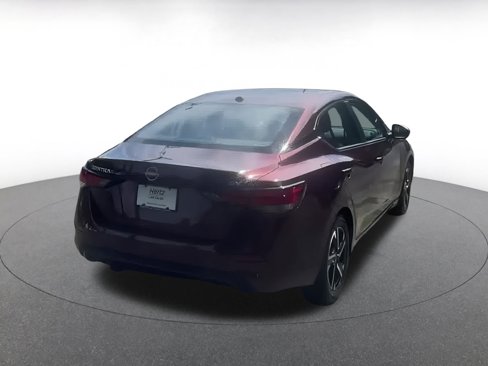 Used 2024 Nissan Sentra SV image 9