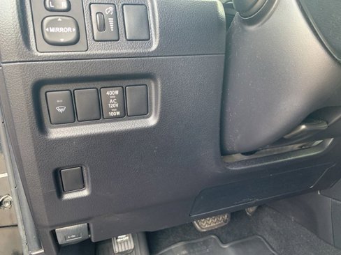 Used 2018 Toyota 4Runner SR5 Premium image 30