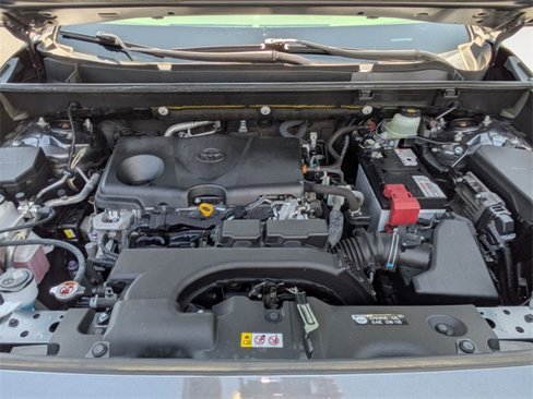 Used 2020 Toyota RAV4 XLE image 30