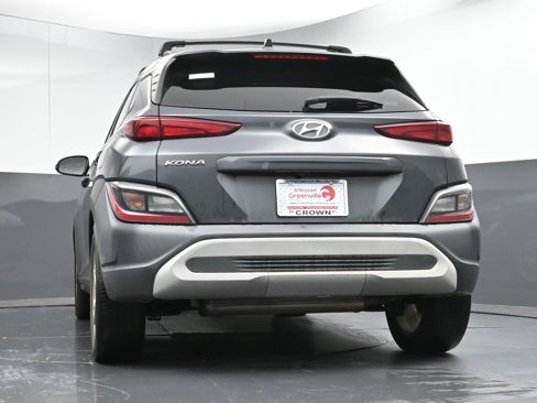 Used 2022 Hyundai Kona SEL image 25