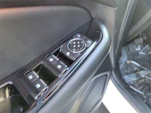 Used 2020 Ford Edge SEL w/ Cold Weather Package image 19