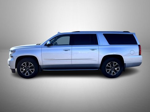 Used 2016 Chevrolet Suburban LTZ image 8