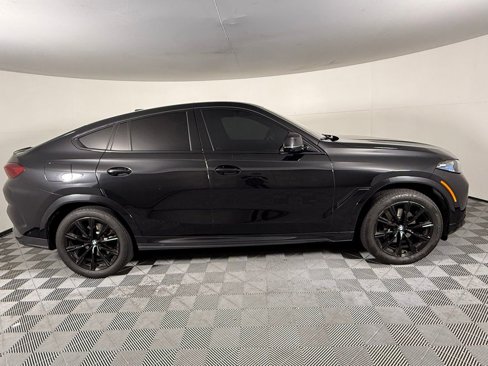 Used 2024 BMW X6 xDrive40i w/ Premium Package image 8