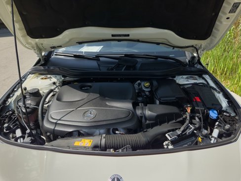 Used 2018 Mercedes-Benz CLA 250 image 24