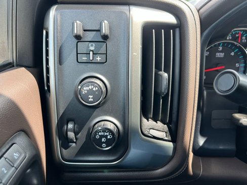 Used 2018 Chevrolet Silverado 1500 LTZ w/ Sport Package image 30