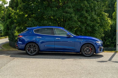 Used 2022 Maserati Levante Modena image 8
