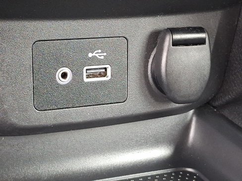 Used 2020 Nissan Rogue Sport S image 23