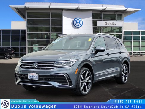 Certified 2022 Volkswagen Tiguan SEL R-Line image 8