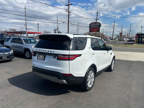Used 2018 Land Rover Discovery HSE image 7
