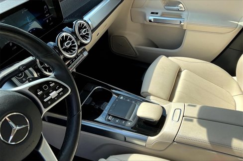 Certified 2021 Mercedes-Benz GLB 250 4MATIC image 8