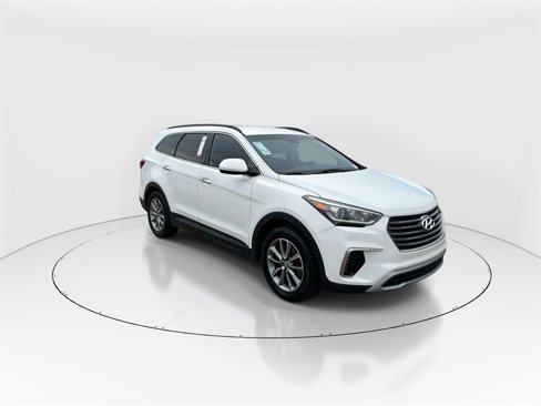 Used 2019 Hyundai Santa Fe XL SE image 2