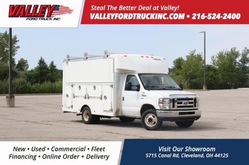 Used 2015 Ford E-350 and Econoline 350 Super Duty image 1