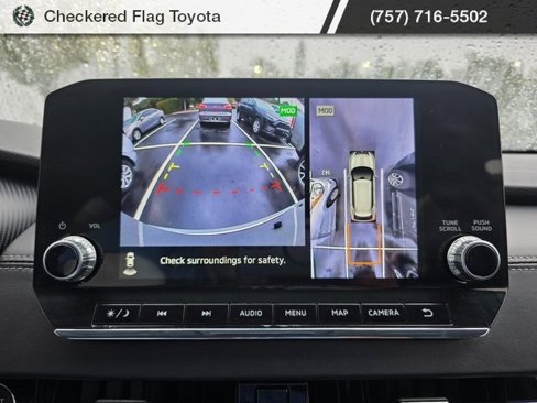 Used 2024 Mitsubishi Outlander SE image 16