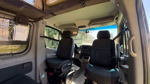 Used 2015 Mercedes-Benz Sprinter 2500 image 8