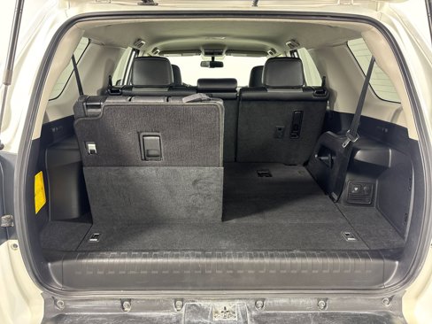 Used 2018 Toyota 4Runner SR5 Premium image 22
