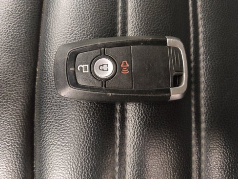Used 2022 Ford Edge SEL image 32