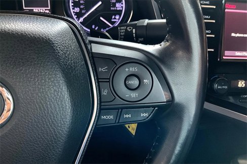 Used 2019 Toyota Camry SE image 22