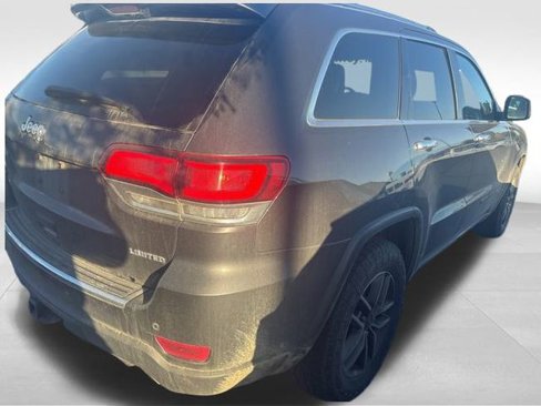Used 2020 Jeep Grand Cherokee Limited w/ Luxury Group II image 3