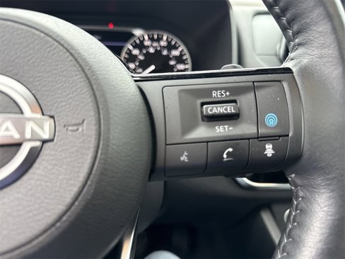 Certified 2022 Nissan Rogue SV w/ SV Premium Package image 25