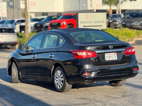 Used 2019 Nissan Sentra S image 2