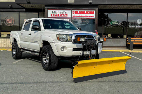 Used 2011 Toyota Tacoma 4x4 Double Cab image 1