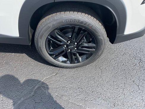 New 2025 Chevrolet Trax ACTIV image 33