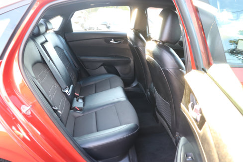 Used 2023 Kia Forte GT-Line w/ GT-Line Premium Package image 13