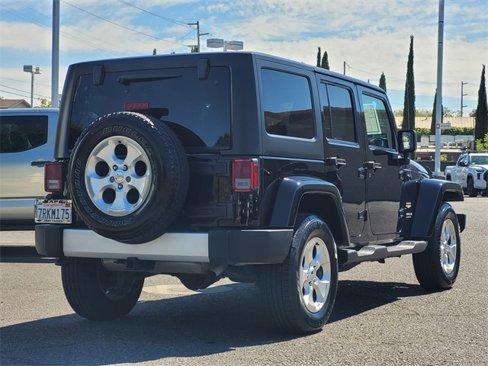 Used 2015 Jeep Wrangler Unlimited Sahara w/ Connectivity Group image 6