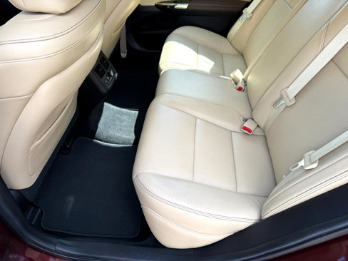 Used 2016 Toyota Avalon XLE Premium image 16