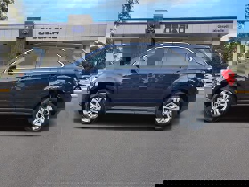 Used 2017 Chevrolet Equinox LS image 3