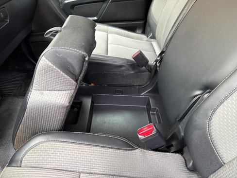Used 2017 Nissan Titan S image 26