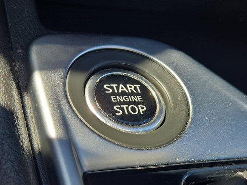 Used 2024 Nissan Sentra SV image 25