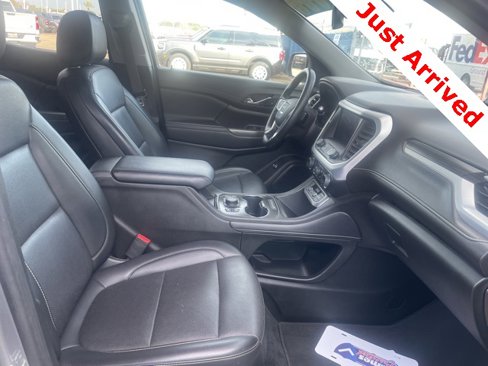 Used 2023 GMC Acadia SLT image 9