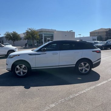 Used 2018 Land Rover Range Rover Velar S image 2