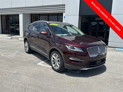 Used 2019 Lincoln MKC Select w/ Select Plus Package image 4
