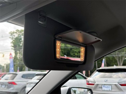 Used 2022 Chevrolet Equinox LT image 36