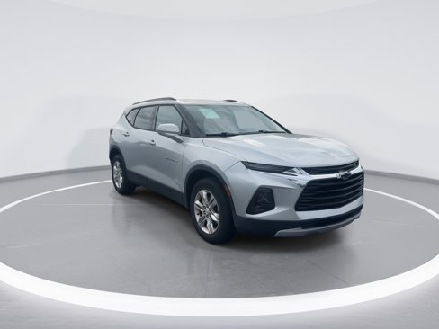 Used 2020 Chevrolet Blazer LT image 2