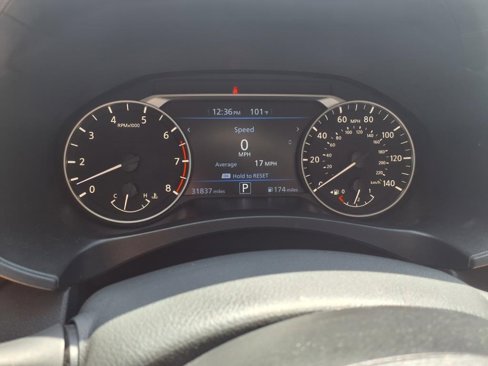 Used 2024 Nissan Altima 2.5 SV image 21