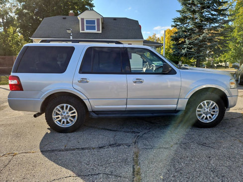 Used 2011 Ford Expedition XLT w/ HD Trailer Tow Pkg image 7