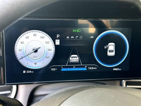 Used 2024 Hyundai Elantra SEL image 18