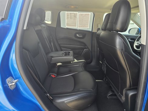Certified 2021 Jeep Compass Latitude w/ Convenience Group image 14