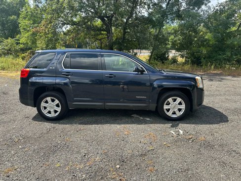 Used 2015 GMC Terrain SLE image 3