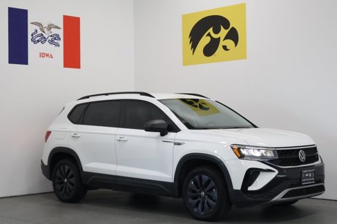 Used 2022 Volkswagen Taos S w/ IQ Drive S Package image 1